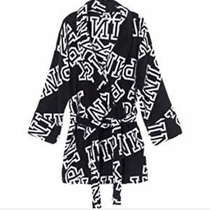 VICTORIA SECRET/ PINK ROBE